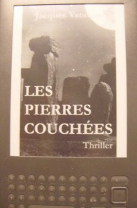 Ecran Kindle de Pierres couchées de Jacques Vandroux 