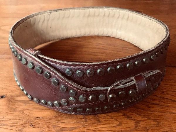 Ceinturon marocain clouté